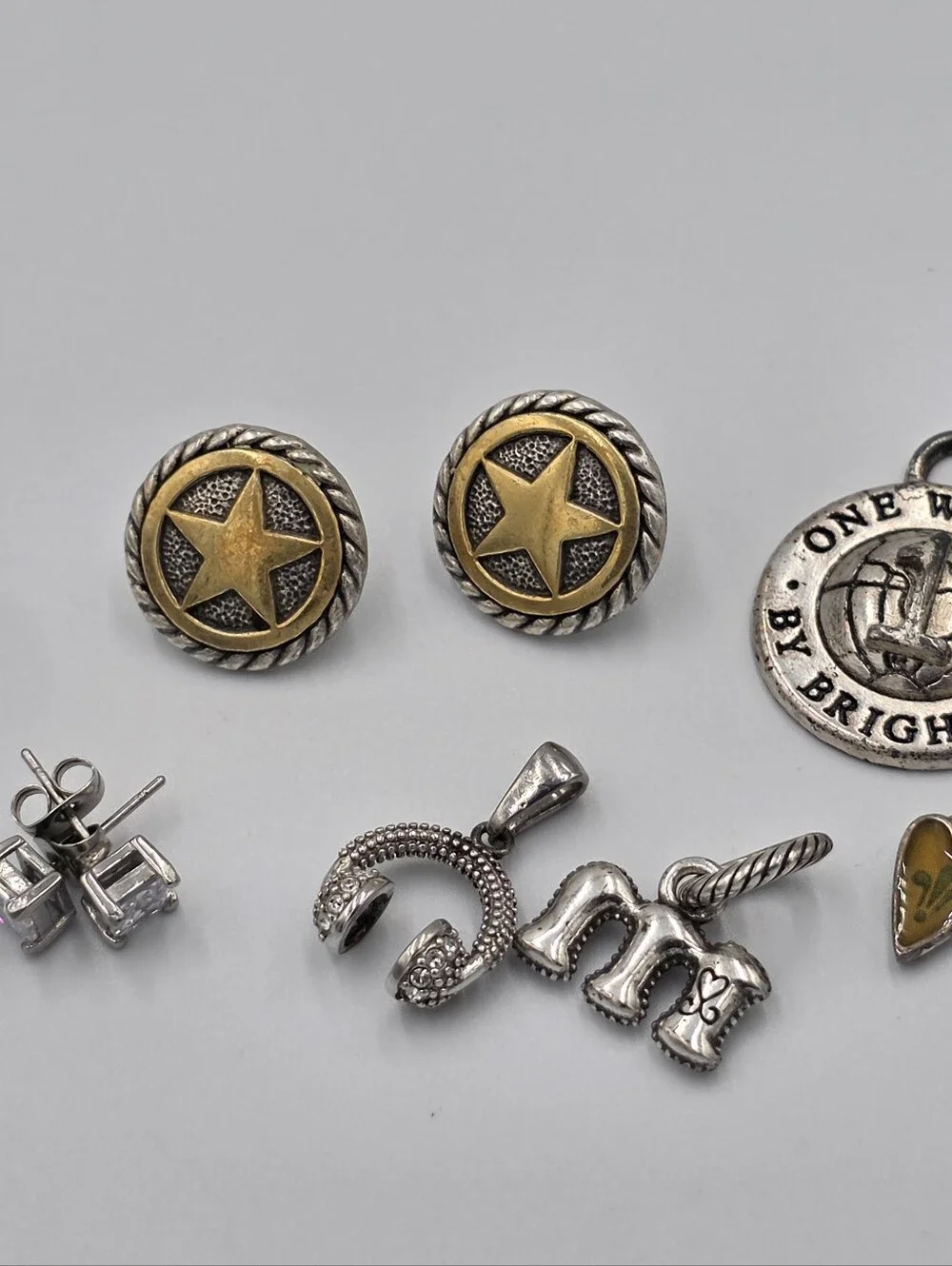 Brighton Bundle Of Charms M Heart One World Lot‎